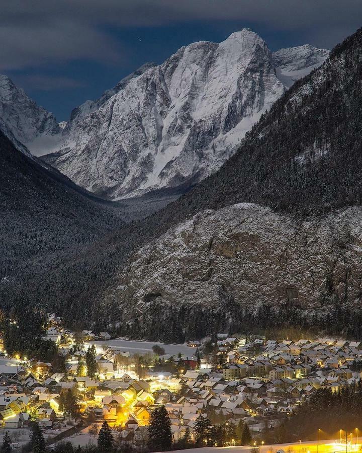 Mountain View Glamping Villa Dovje Екстериор снимка